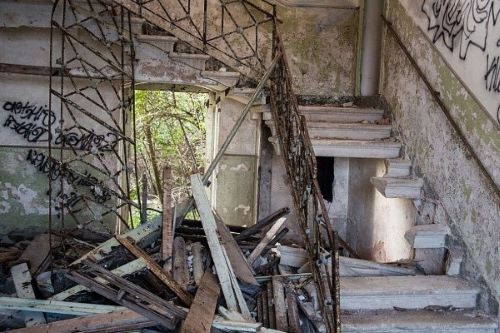 Poveglia - interno gerontocomio in abbandono